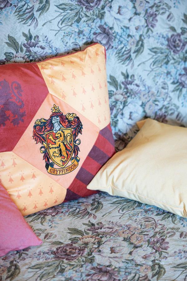 - Magical Harry Potter Apartment In Duisburg - 2 Mins Central Station Hbf - Kingsize Bed & Netflix - Extérieur photo